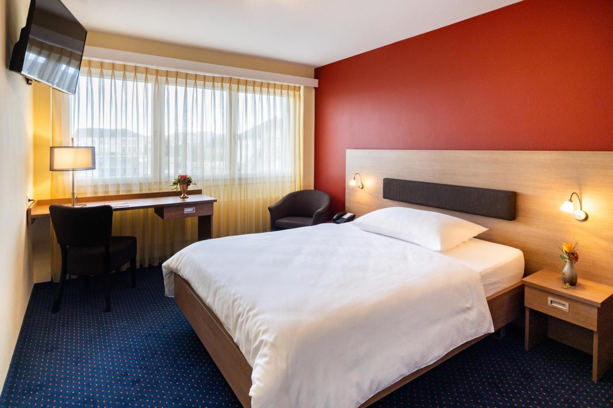 Hotel Drei Koenige Einsiedeln Exteriör bild